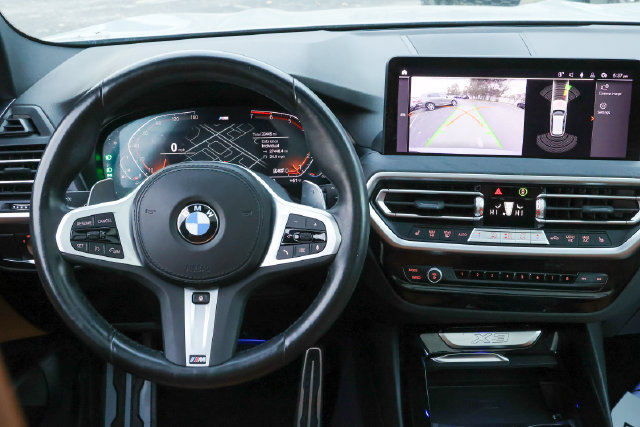 Used 2023 BMW X3 xDrive30i w/ M Sport Package AWD/4WD image 8