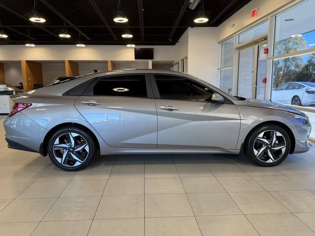 Used 2023 Hyundai Elantra SEL w/ Convenience Package FWD image 15