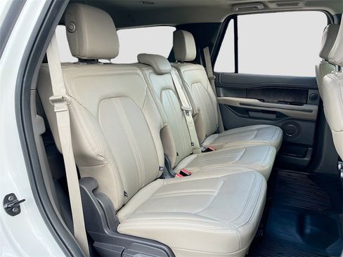 Used 2020 Ford Expedition Limited w/ Equipment Group 302A image 30