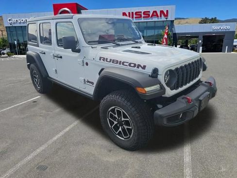 Used 2024 Jeep Wrangler Unlimited Rubicon AWD/4WD image 5