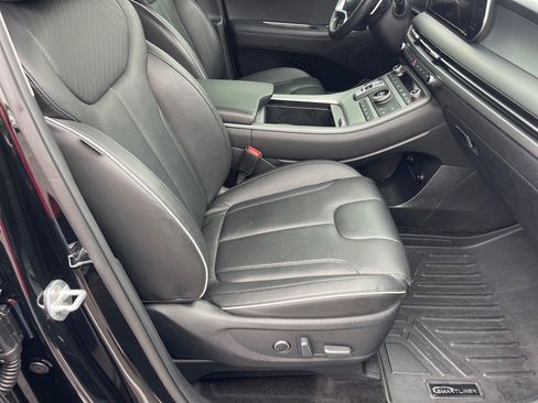 Used 2023 Hyundai Palisade SEL w/ Premium Package image 18