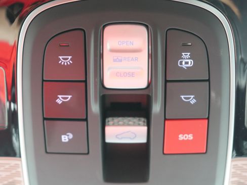 Used 2024 Hyundai Palisade Limited AWD/4WD image 34