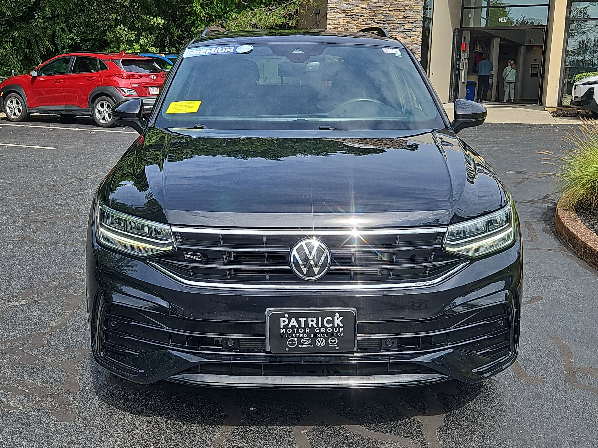 Used 2023 Volkswagen Tiguan SE R-Line AWD/4WD image 24