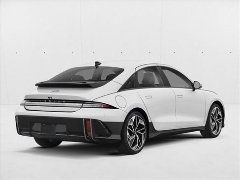 New 2025 Hyundai Ioniq 6 SEL image 2