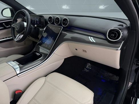 Used 2022 Mercedes-Benz C 300 Sedan image 25