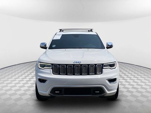 Used 2018 Jeep Grand Cherokee Overland RWD image 3