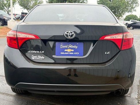 Used 2018 Toyota Corolla LE FWD image 15