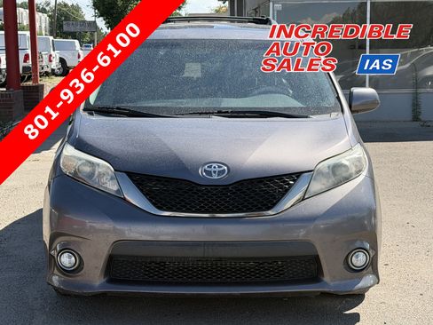 Used 2011 Toyota Sienna SE w/ Preferred Pkg FWD image 1