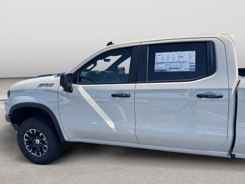 Used 2026 Chevrolet Silverado 1500 ZR2 AWD/4WD image 11