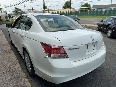 Used 2009 Honda Accord LX-P image 4