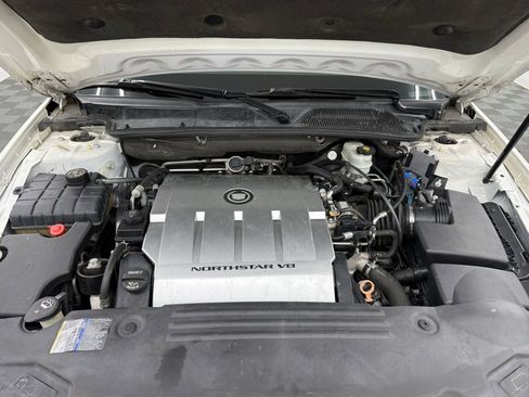 Used 2011 Cadillac DTS image 34