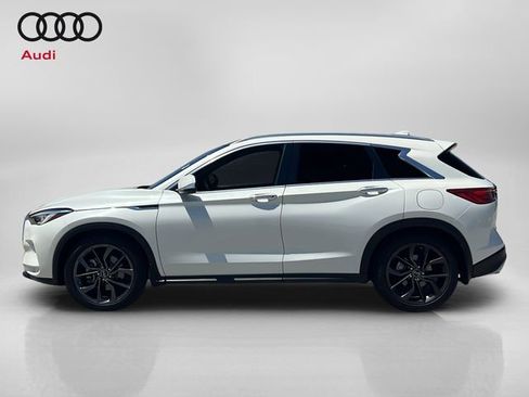 Used 2019 INFINITI QX50 Essential w/ Sensory Package AWD/4WD image 4