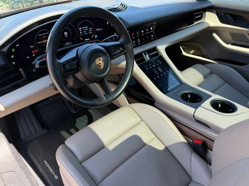 Certified 2022 Porsche Taycan RWD image 4