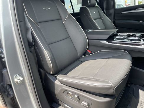 Certified 2026 Cadillac Escalade Sport w/ LPO, ONYX Package AWD/4WD image 30