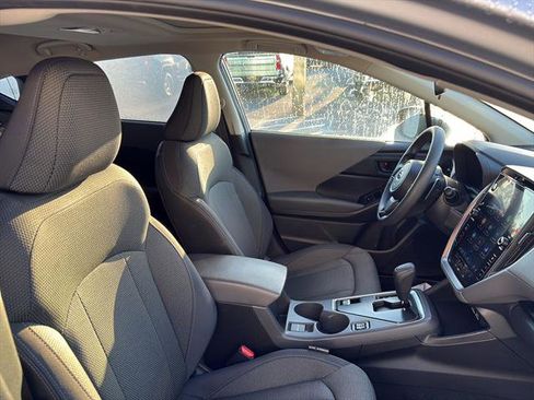 Used 2024 Subaru Crosstrek 2.0i Premium image 9