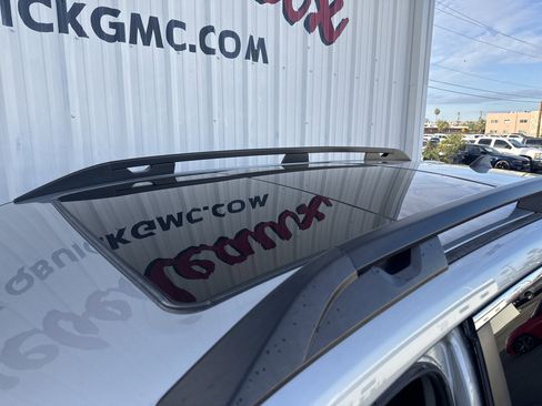 Used 2021 Subaru Ascent Limited w/ Technology Package image 8