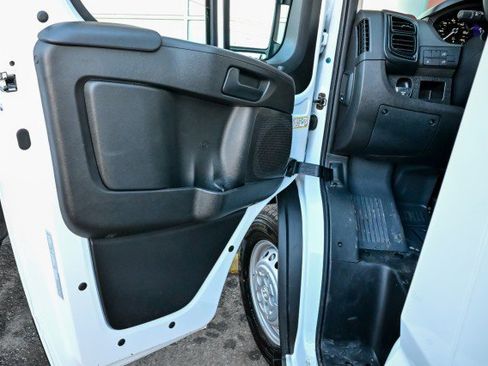 Used 2024 RAM ProMaster 3500 w/ Convenience Group image 15