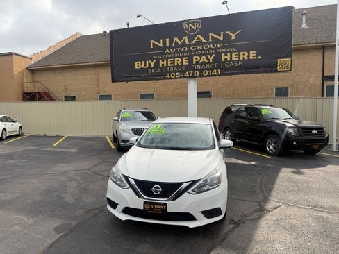 Used 2017 Nissan Sentra FWD image 2