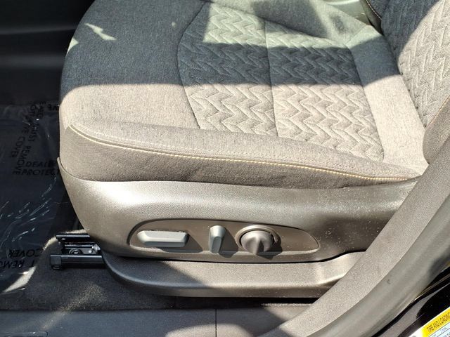 Used 2022 Chevrolet Equinox LT FWD image 13