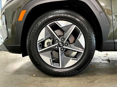 Used 2025 Hyundai Tucson SEL image 11