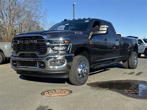 New 2026 RAM 3500 Tradesman image 9