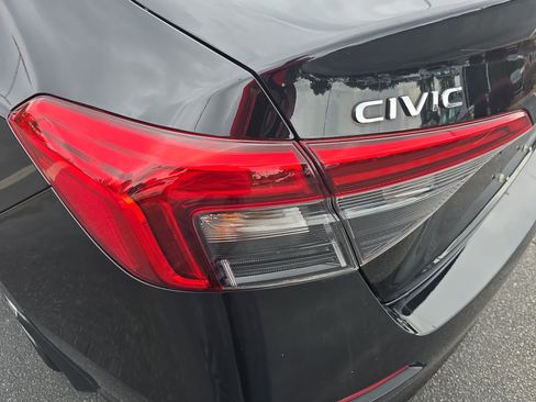Used 2024 Honda Civic LX image 32