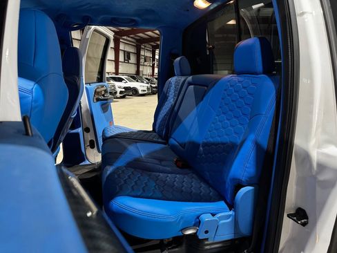 Used 2007 Ford F550 4x4 Crew Cab Super Duty image 29