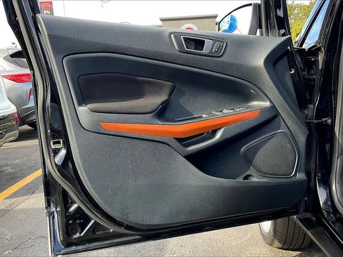 Certified 2022 Ford EcoSport SE w/ SE Appearance Package image 21