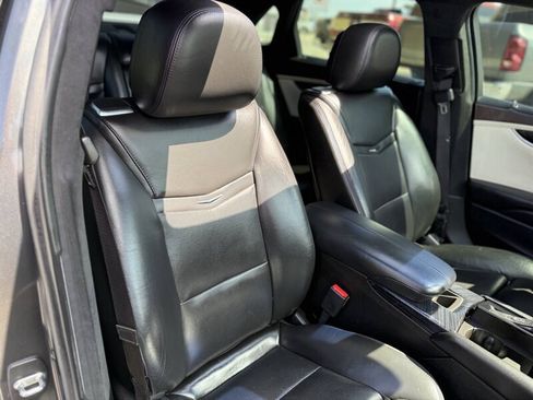 Used 2013 Cadillac XTS Platinum FWD image 20