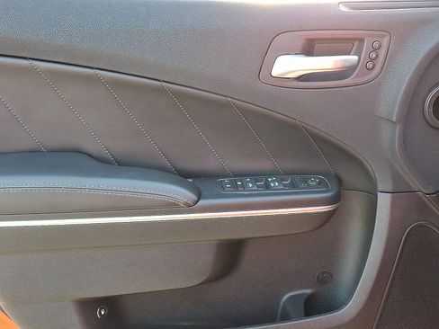 Used 2016 Dodge Charger R/T Scat Pack w/ Driver Confidence Group image 13