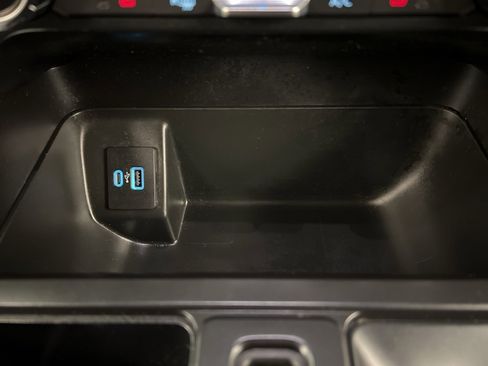 Certified 2022 Ford F150 XLT w/ Equipment Group 302A High image 14