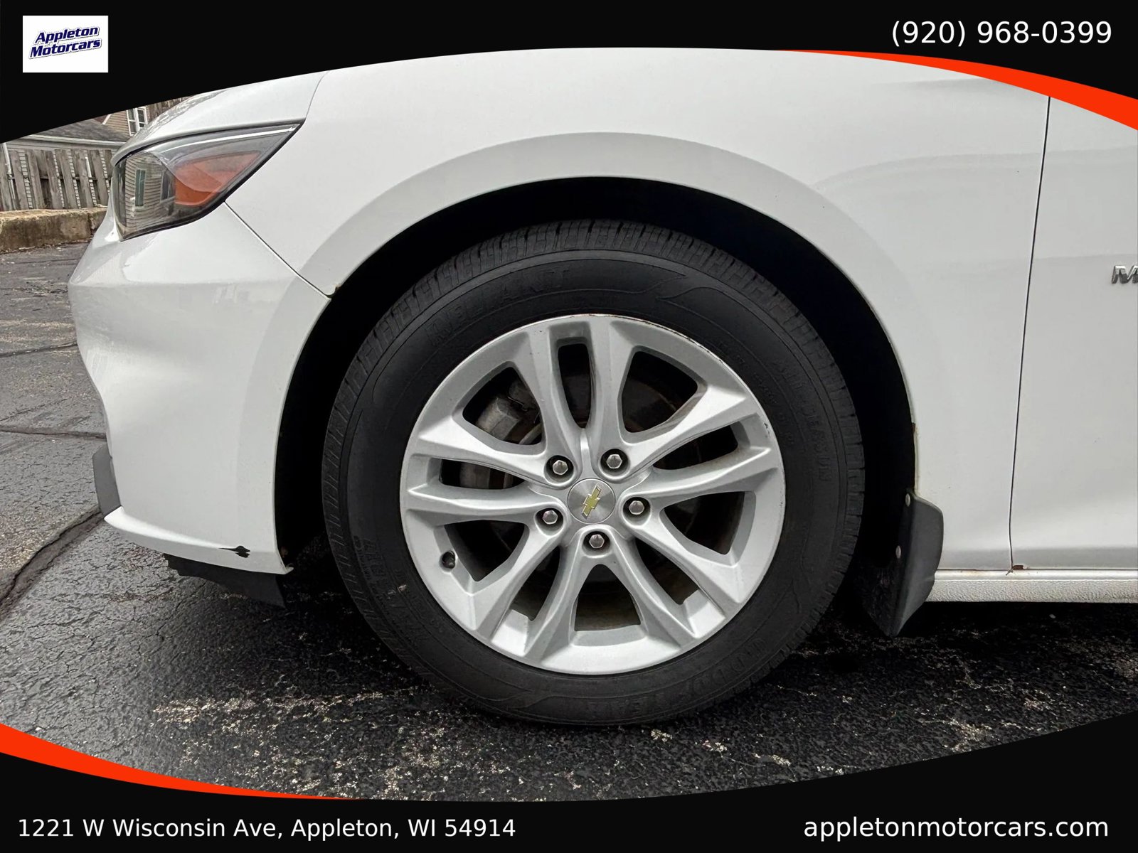 Used 2018 Chevrolet Malibu LT FWD image 13