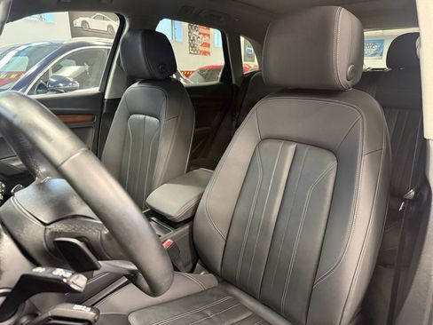 Used 2023 Audi Q5 2.0T Premium Plus w/ Premium Plus Package AWD/4WD image 28