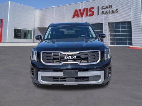 Used 2025 Kia Telluride S FWD image 2