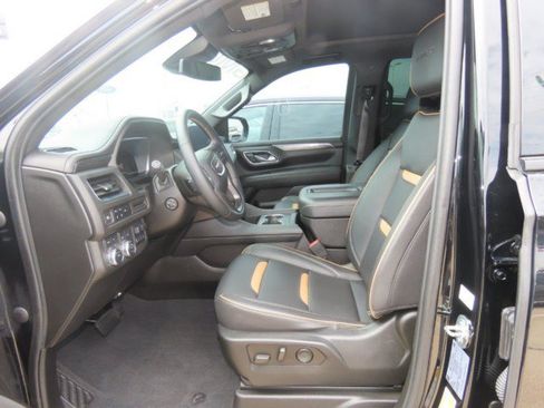 Used 2023 GMC Yukon AT4 w/ LPO, Floor Liner Package AWD/4WD image 21