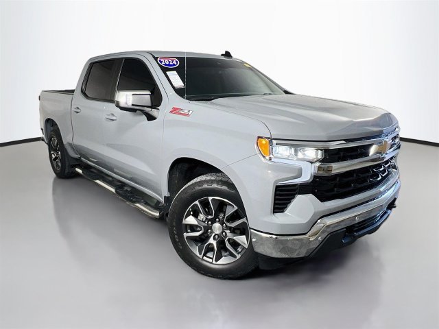 Used 2024 Chevrolet Silverado 1500 LT AWD/4WD image 2