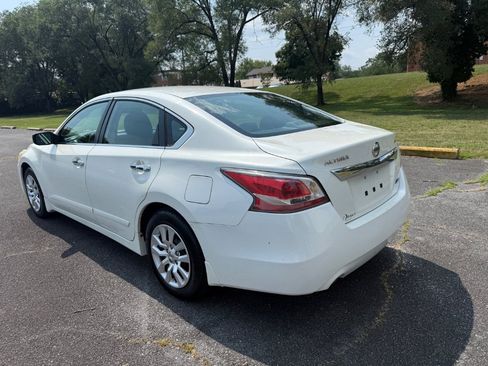 Used 2014 Nissan Altima 2.5 S FWD image 7