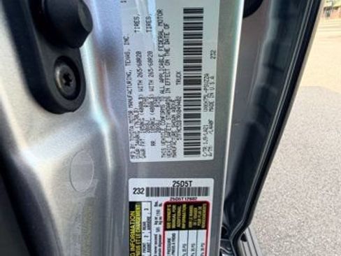 Used 2024 Toyota Tundra Platinum AWD/4WD image 24