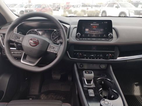 New 2026 Nissan Rogue SV AWD/4WD image 12
