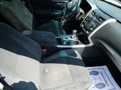 Used 2015 Nissan Altima 2.5 SV FWD image 27