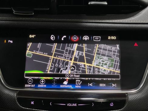 Used 2018 Cadillac XT5 Luxury w/ Driver Awareness Package image 10