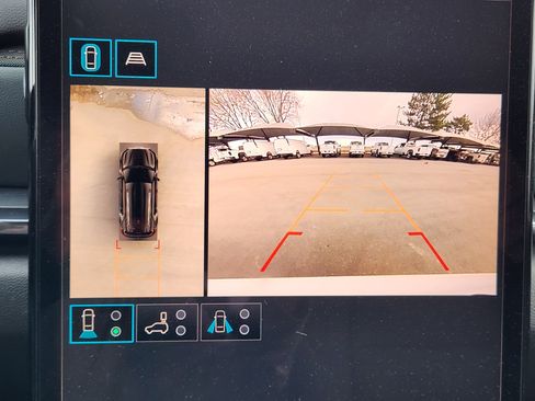 New 2026 GMC Terrain AT4 w/ Technology Package II AWD/4WD image 13