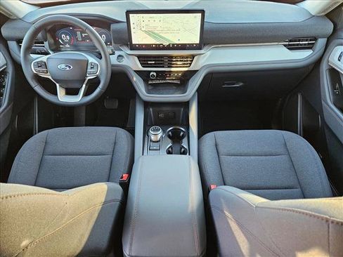 New 2026 Ford Explorer Active RWD image 15