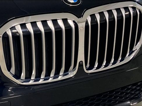 Used 2022 BMW X7 xDrive40i w/ M Sport Package image 33