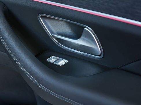 Used 2025 Mercedes-Benz GLS 450 4MATIC image 61