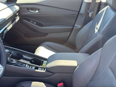 Used 2025 Honda Accord Touring image 23