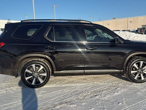 Used 2025 Honda Pilot Touring image 5