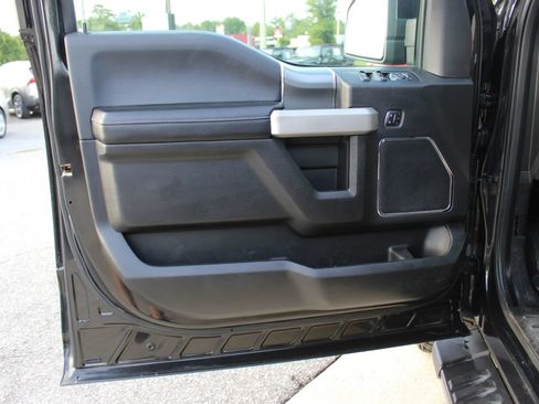 Used 2015 Ford F150 Lariat w/ Equipment Group 501A Mid AWD/4WD image 11