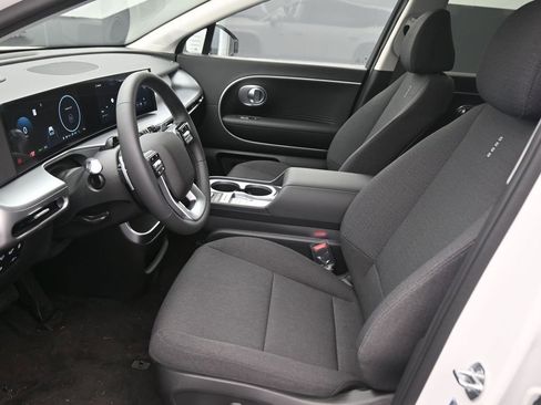 New 2026 Hyundai Ioniq 9 S image 10