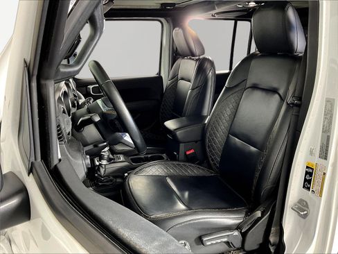 Used 2021 Jeep Wrangler Unlimited Sahara AWD/4WD image 21